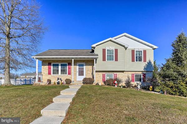 324 S COLUMBUS AVE,  Littlestown,  PA 17340