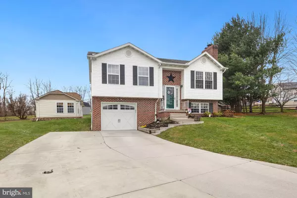 Littlestown, PA 17340,33 COLONIAL CT