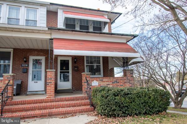 930 MAPLE ST, Conshohocken, PA 19428