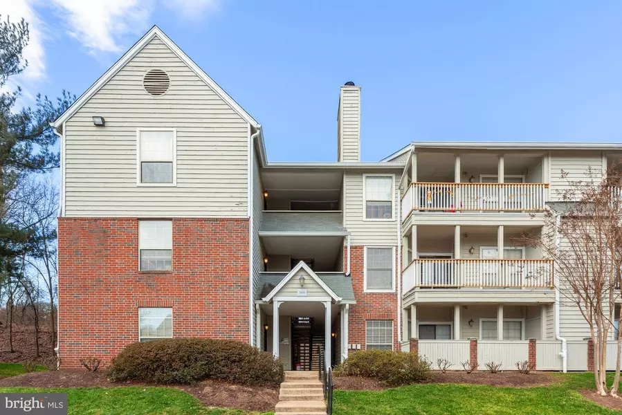 3906 PENDERVIEW DR #732, Fairfax, VA 22033