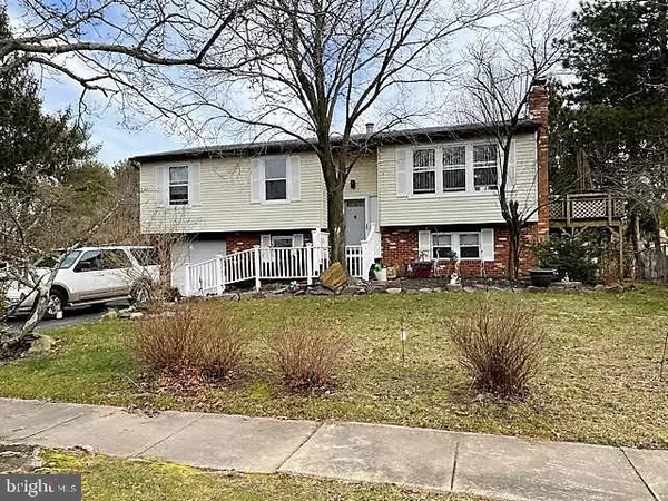 37 DUNHAM LOOP, Berlin, NJ 08009