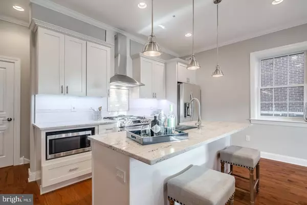 Philadelphia, PA 19147,1020 S 2ND ST #1