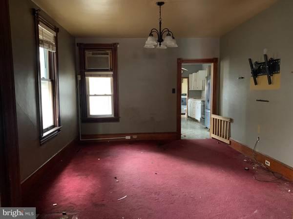 Womelsdorf, PA 19567,52 E HIGH ST