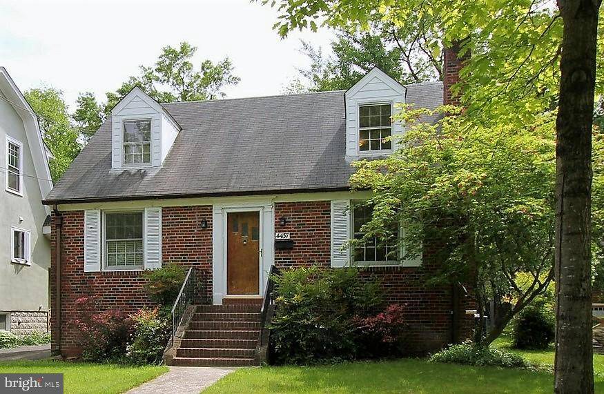 4437 WELLS PKWY, University Park, MD 20782