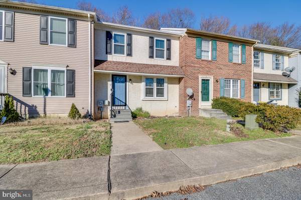 37 LAMPLIGHTER LN, Dover, DE 19904