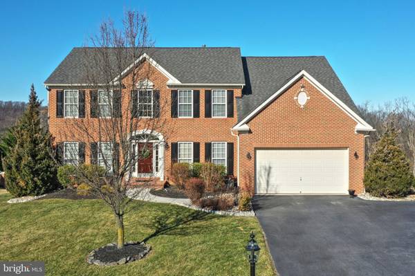 130 FAWN HILL RD, Hanover, PA 17331