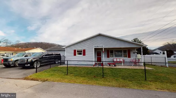 Keyser, WV 26726,14 CHICKADEE ST