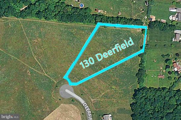 130 DEERFIELD CT, Red Lion, PA 17356