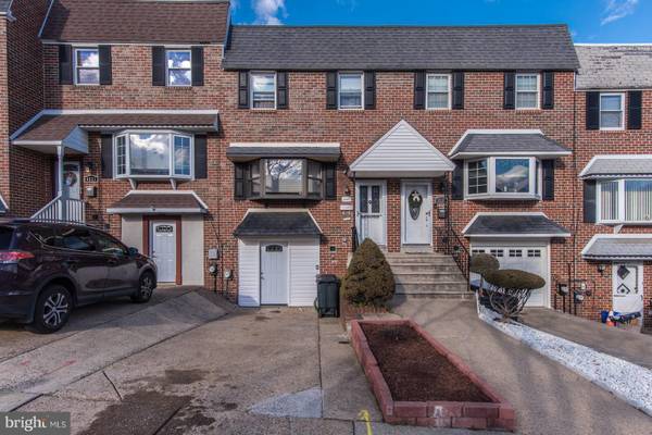 4223 CARTERET DR, Philadelphia, PA 19114