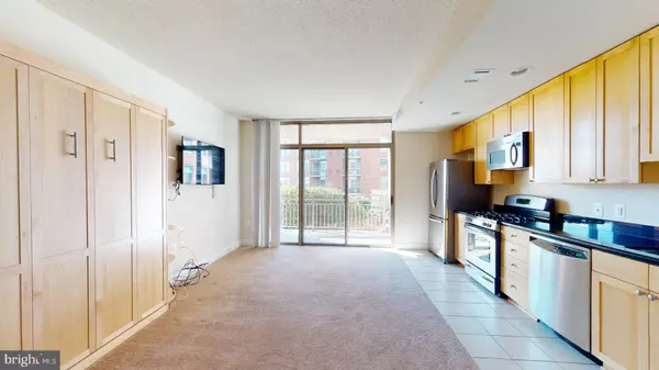 3650 S GLEBE RD #361, Arlington, VA 22202