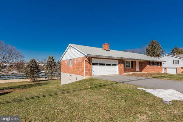 Mountville, PA 17554,41 E NEW ST