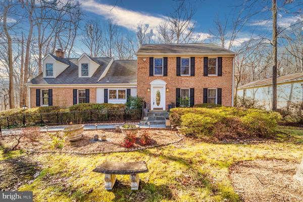 5838 FITZHUGH ST, Burke, VA 22015