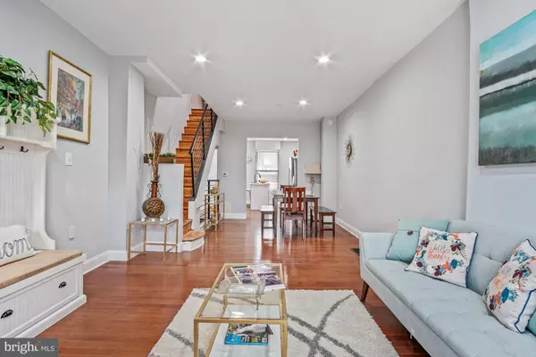 811 N LUZERNE AVE, Baltimore, MD 21205