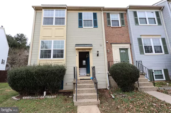 7449 COURTLAND CIR, Manassas, VA 20111