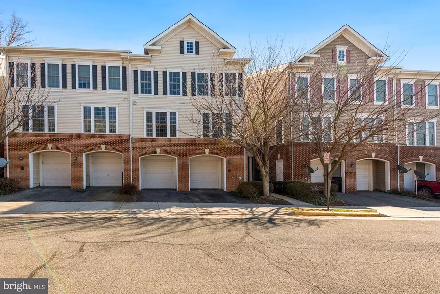 7137 MASON GROVE CT #16, Alexandria, VA 22306