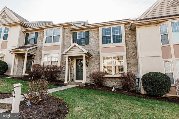 Lancaster, PA 17601,714 ROYAL VIEW DR