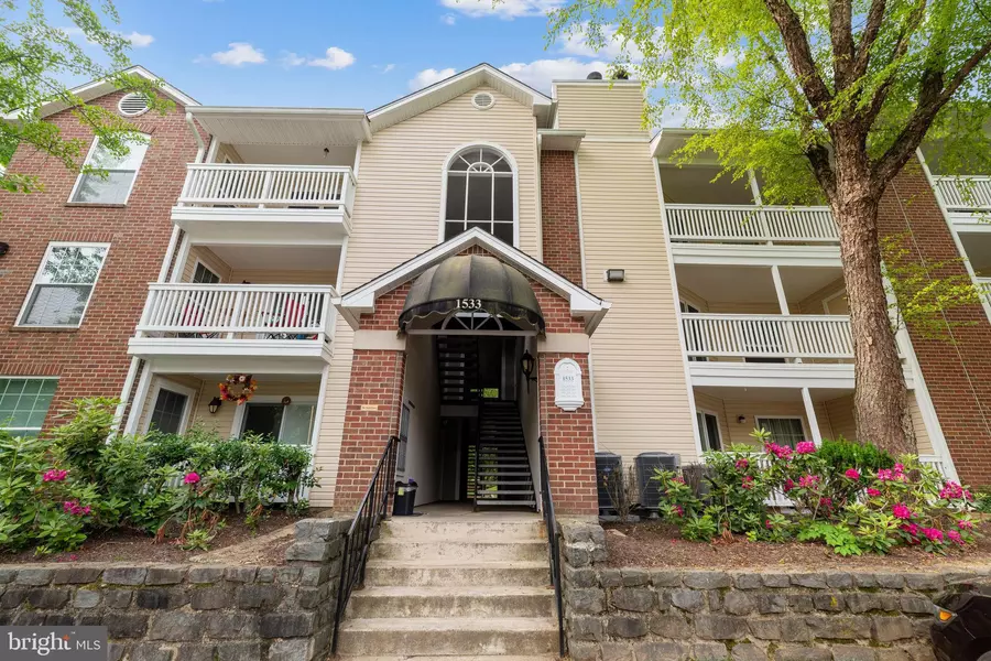 1533 LINCOLN WAY #203, Mclean, VA 22102