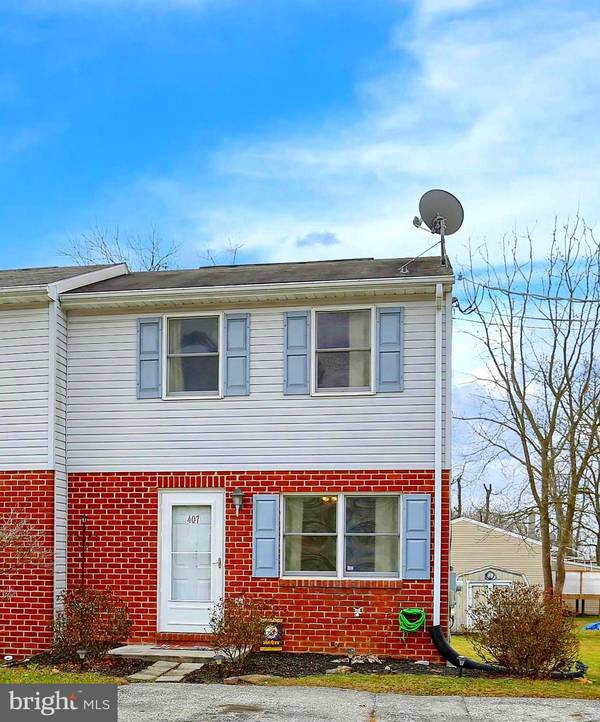 407 MEADE AVE, Hanover, PA 17331