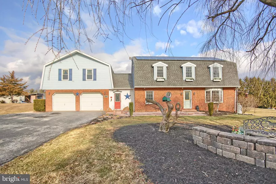 419 HERSHEY RD, Hummelstown, PA 17036