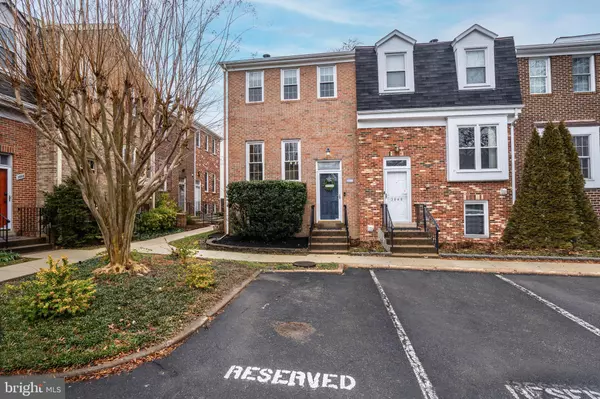 Alexandria, VA 22305,3846 BRIGHTON CT