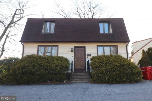 31 STATION AVE, Somerdale, NJ 08083