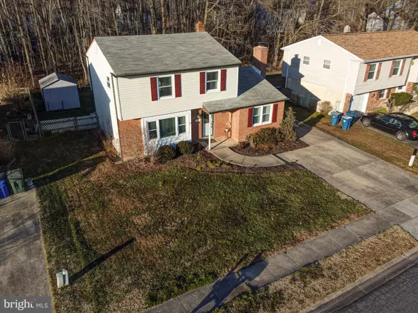 11 EVERGREEN DR, Newark, DE 19702