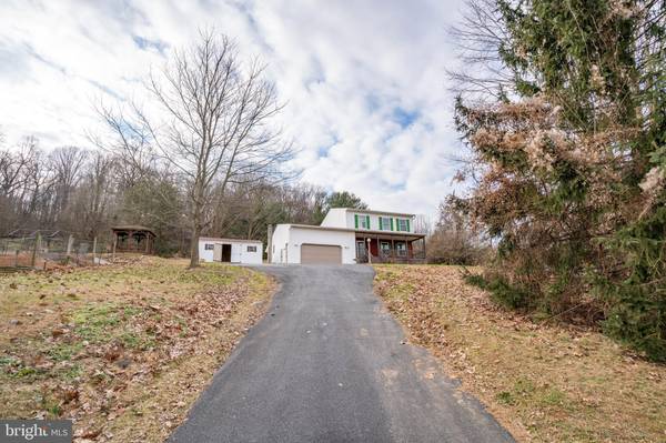 174 MOUNT HOPE SCHOOL RD, Willow Street, PA 17584