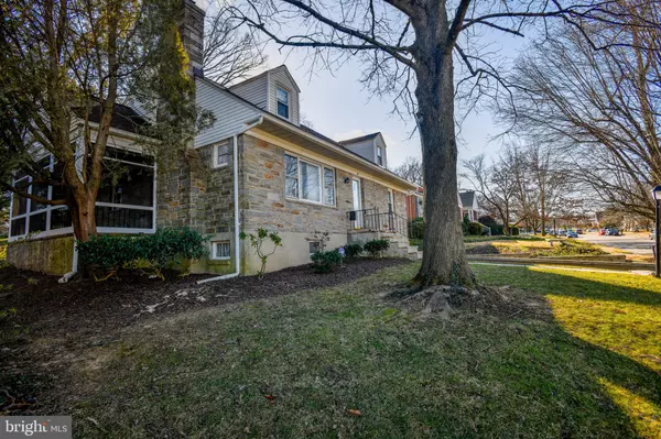 Lutherville Timonium, MD 21093,49 THORNHILL RD