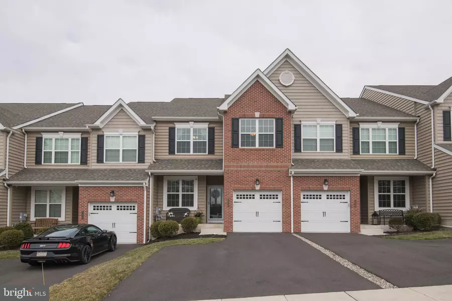 115 MAINLAND SQUARE DR, Harleysville, PA 19438