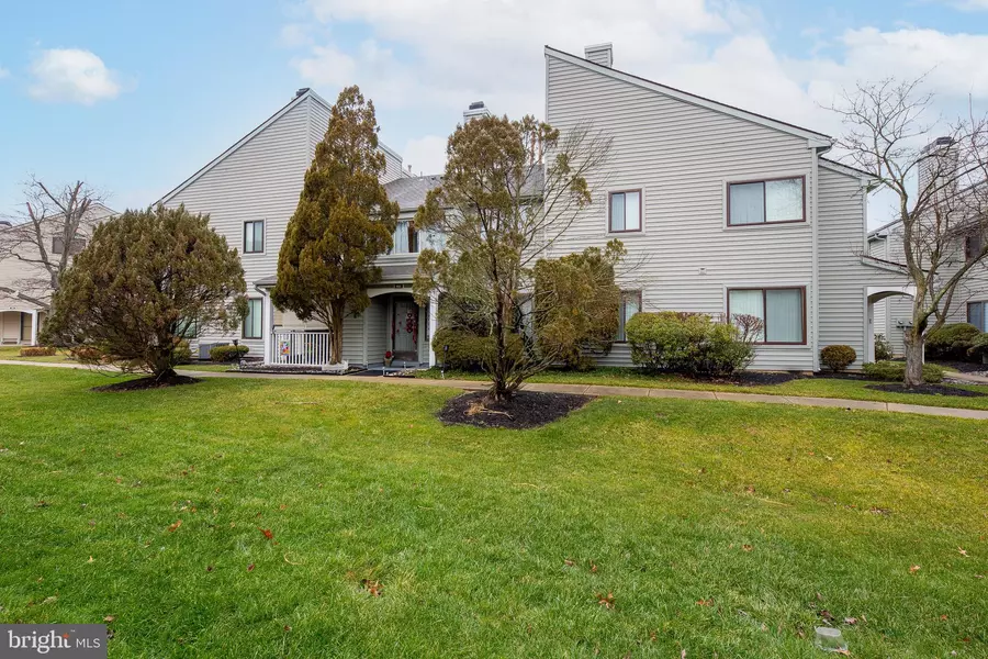 905 GREGORYS WAY, Voorhees, NJ 08043