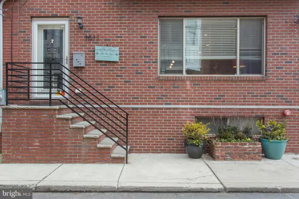 1011 S FAIRHILL ST, Philadelphia, PA 19147