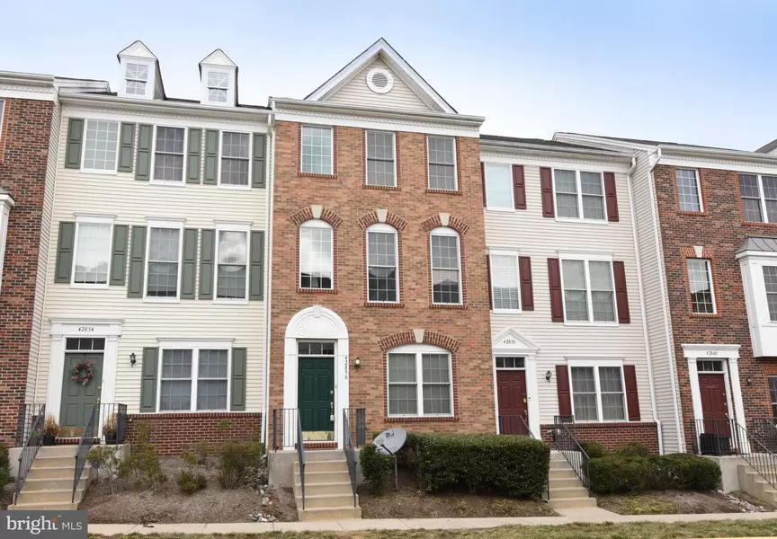 42836 SYKES TER, Chantilly, VA 20152