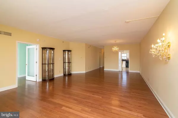 Voorhees, NJ 08043,6033 MAIN ST