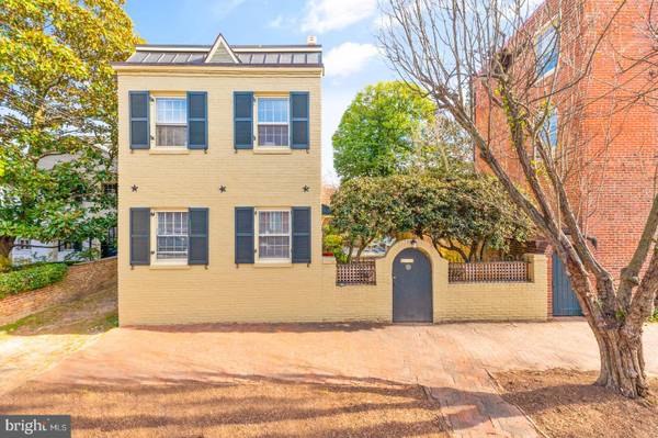 520 S FAIRFAX ST, Alexandria, VA 22314