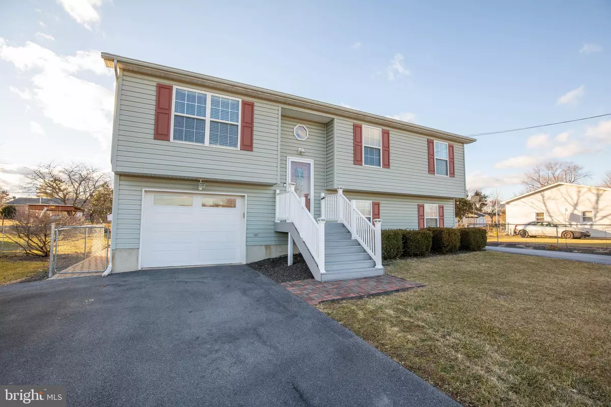 Martinsburg, WV 25404,210 PICTURE MOUNTAIN DR