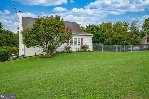 218 CROSS RD, Gilbertsville, PA 19525