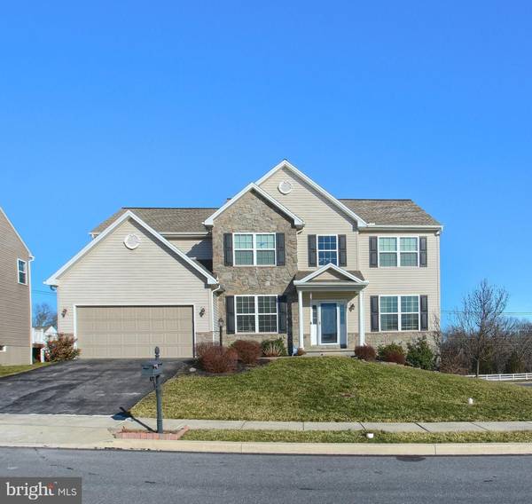 2 REDSTONE CT, Mechanicsburg, PA 17050