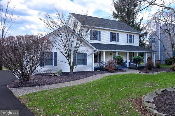 38 2ND ST, Hopewell, NJ 08525