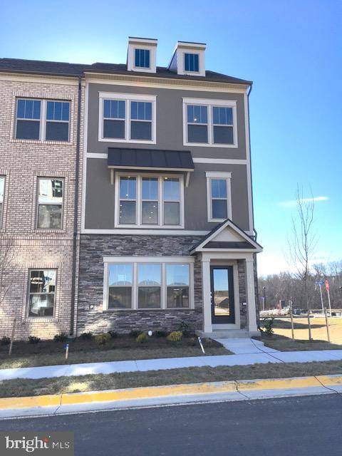 1001 MADEIRA TER SE, Leesburg, VA 20175