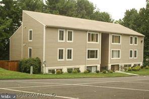 105 BERRY ST #12, Orange, VA 22960