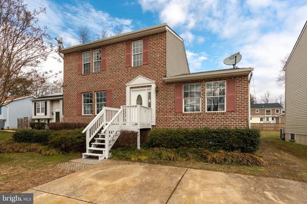 8608 CHESTNUT RIDGE DR, Laurel, MD 20707