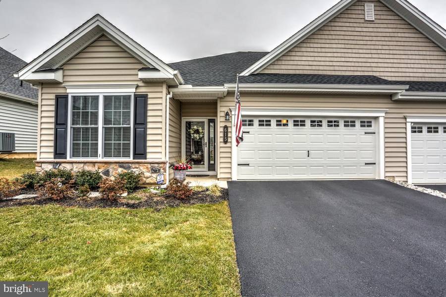 615 ALLEGIANCE DR, Lititz, PA 17543