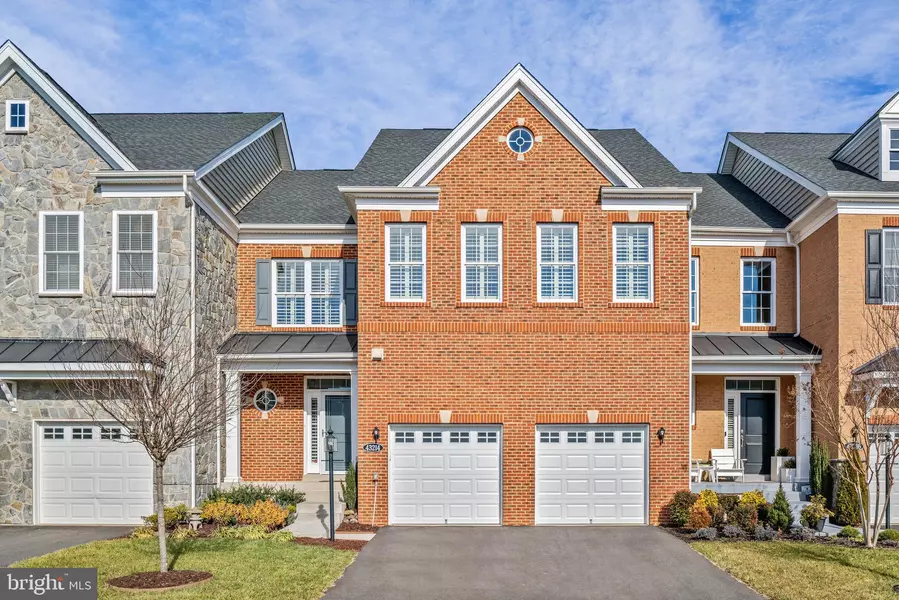 43214 HATTONTOWN WOODS TER, Ashburn, VA 20148