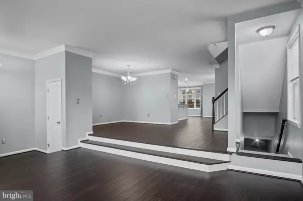 Alexandria, VA 22315,7745 SULLIVAN CIR