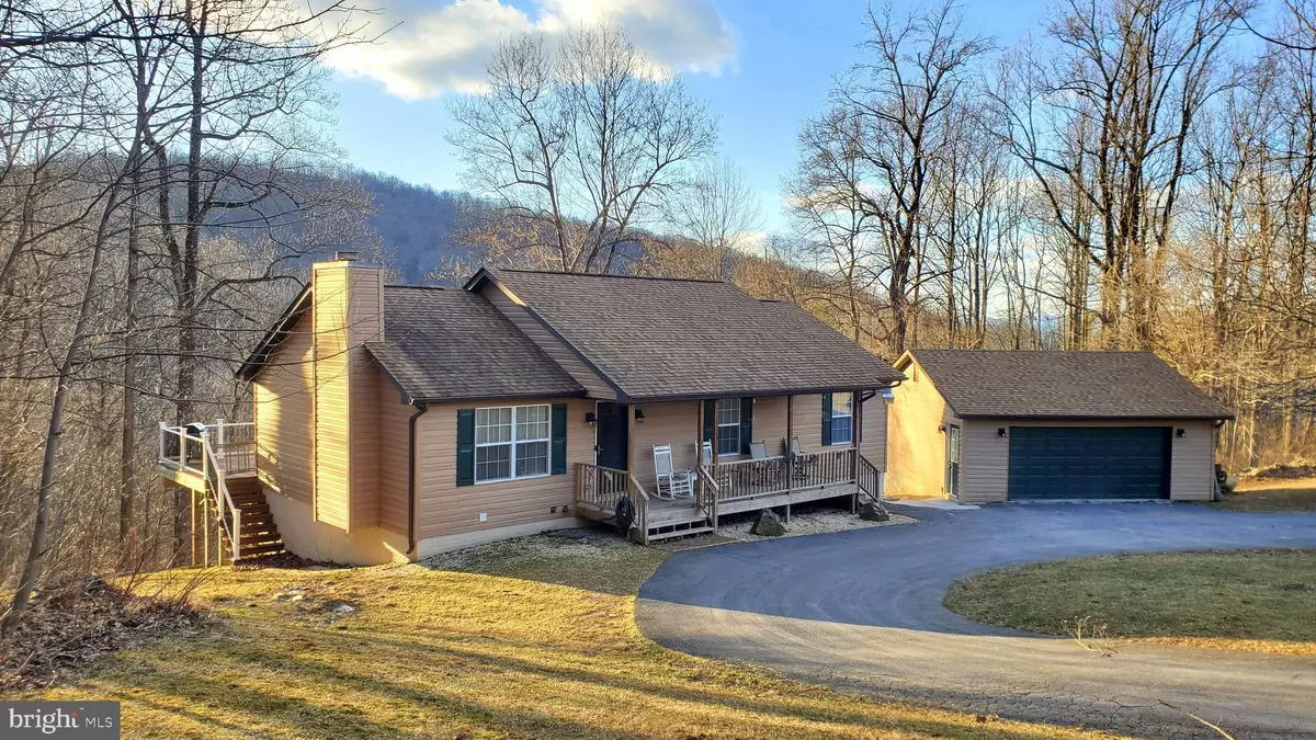 Linden, VA 22642,987 APPLE JACK CIR