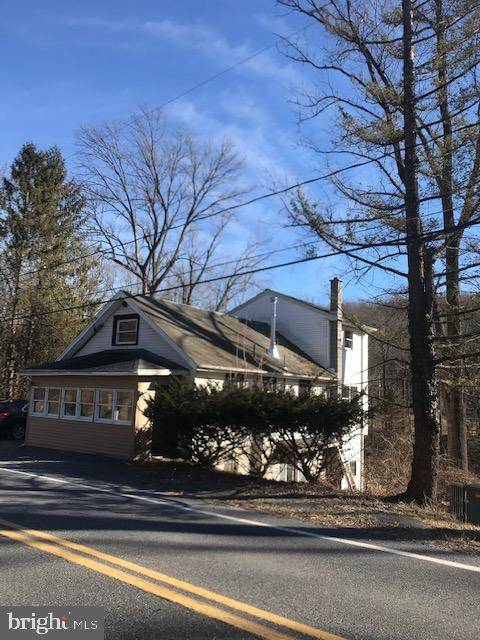 908 CHURCH RD, Reading, PA 19607