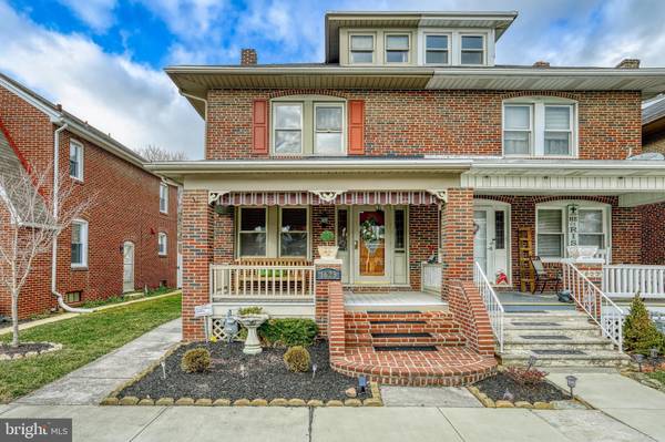 1625 W PHILADELPHIA ST, York, PA 17404