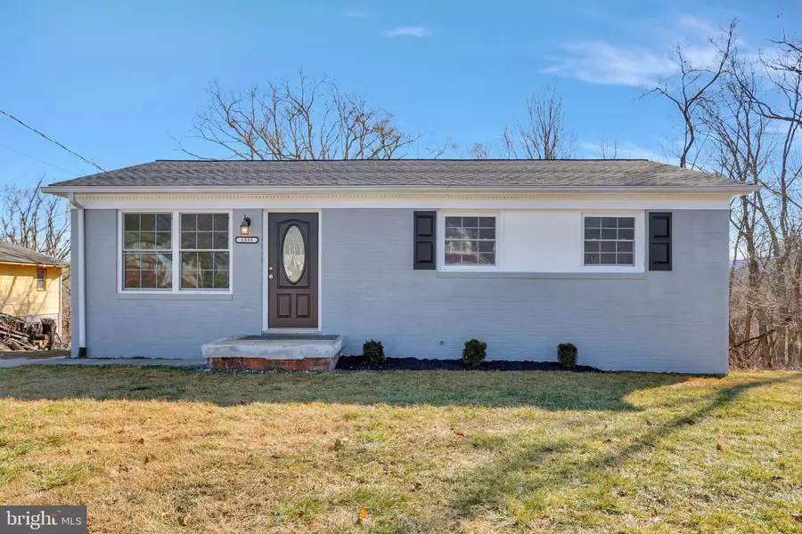 1333 EDGEMONT AVE, Front Royal, VA 22630