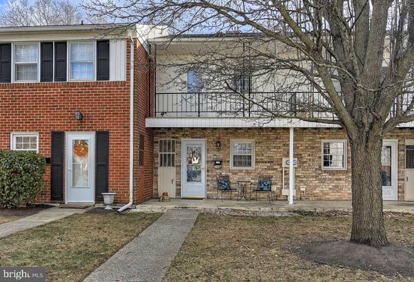 756 COLONY DR, York, PA 17404