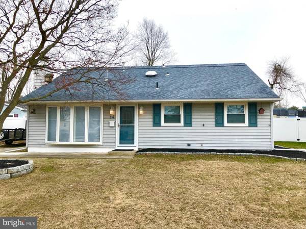 14 S WALNUT CIR, West Berlin, NJ 08091